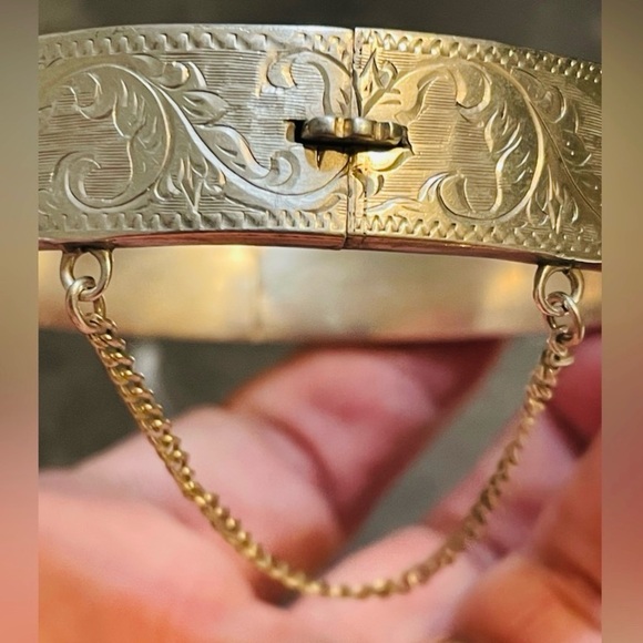 Vintage Engraved Sterling Bangle Bracelet - Picture 3 of 10